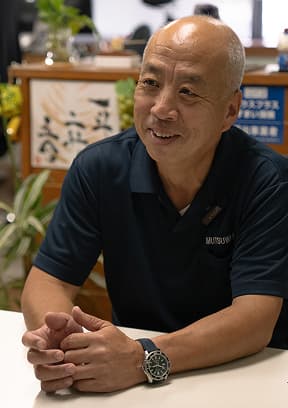 代表取締役社長　山崎一浩